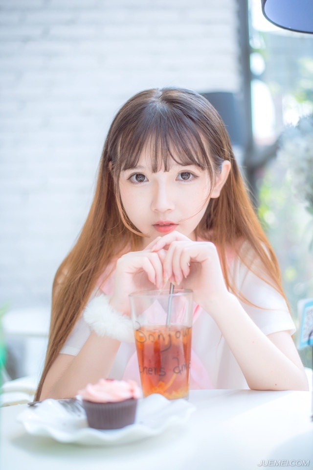 阿圆已经不在了，我变了梦也无从找到她；我也疲劳得无力变梦了。杨绛的爱情观名言名句